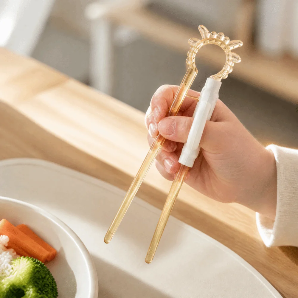 1/2PCS Food Grade Training Chopsticks Cartoon Shape Anti Slip Baby Learning Chopsticks High Temperature Resistance