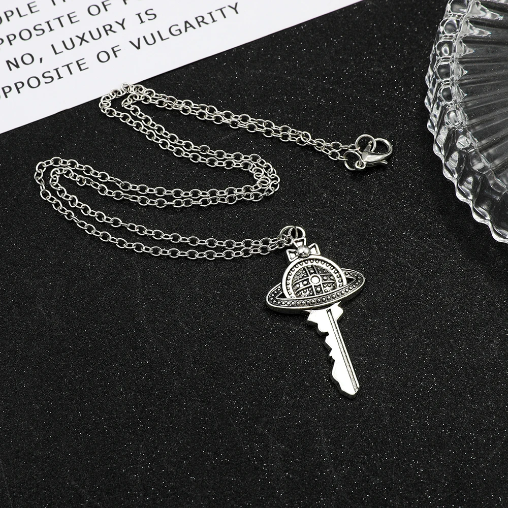 Schlüsselkette im Punk-Vintage-Stil, kreativer Persönlichkeitsanhänger für Männer und Frauen, trendiges Schmuckzubehör – Detail 1