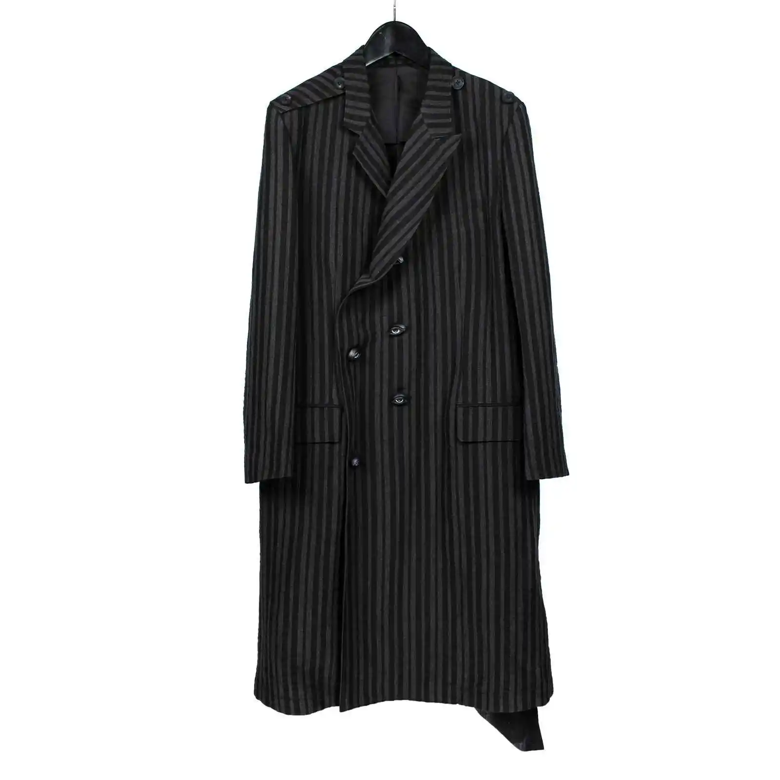 

TOP-YAMAMOTO's original Japanese design, a dark and niche long striped eye buckle coat
