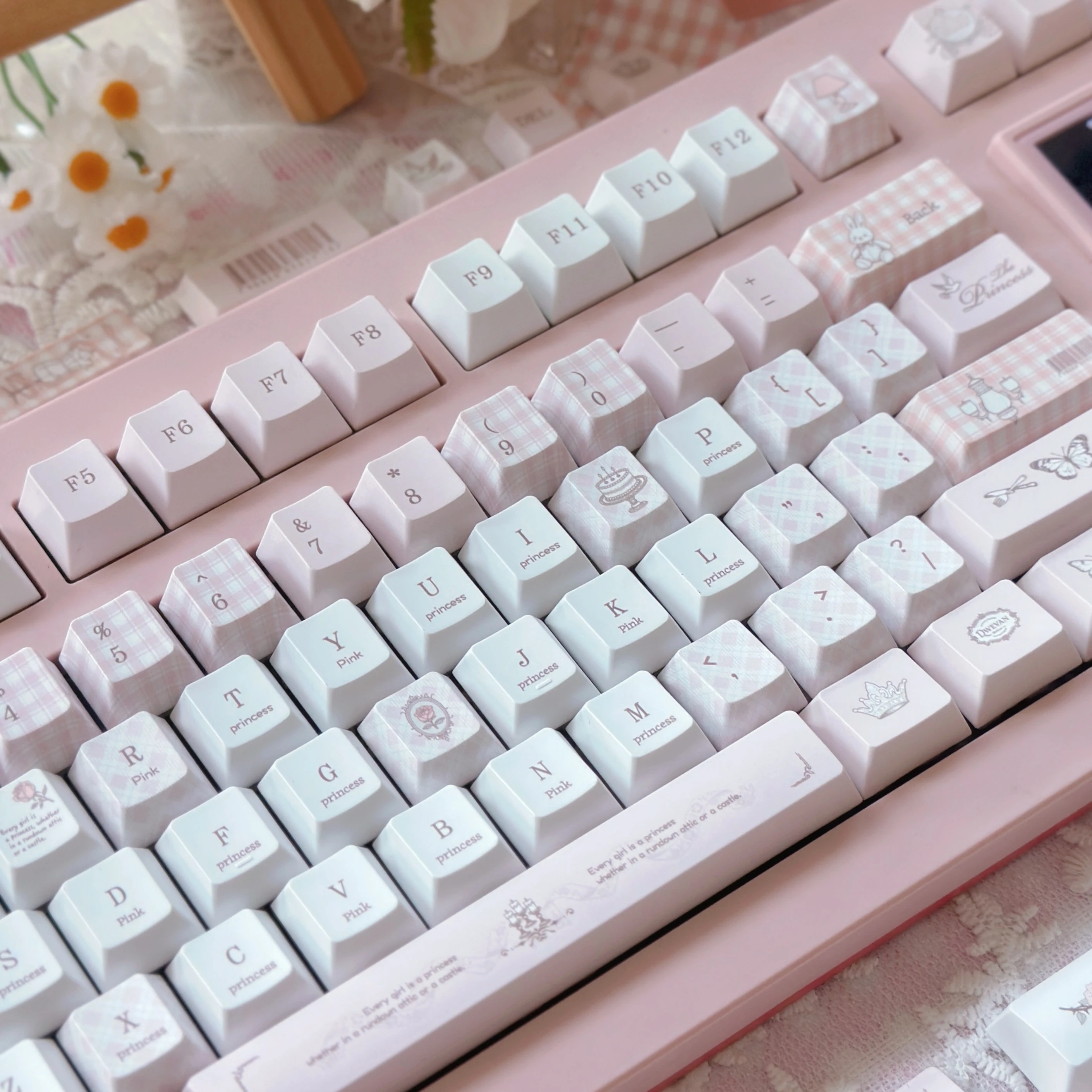 

Love Bell Keycap PBT Cherry Profile Pink White Keycaps Rose Butterfly Heart Elements Romantic French Style Keyboard Caps Gifts