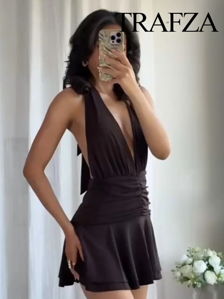 

HH Summer Women Elegant Mini Hanging Neck Collar Dress Solid Female Zipper Backless Sleeveless Pleated Knitted Dresses