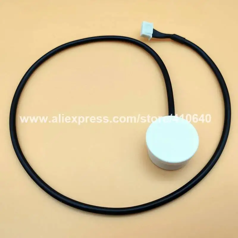 XKC-Y25-PNP Water or Liquid Level Switch Contactless Liquid Level Detector Outer Adhering Level Sensor PNP Output DC 5 to 12 V