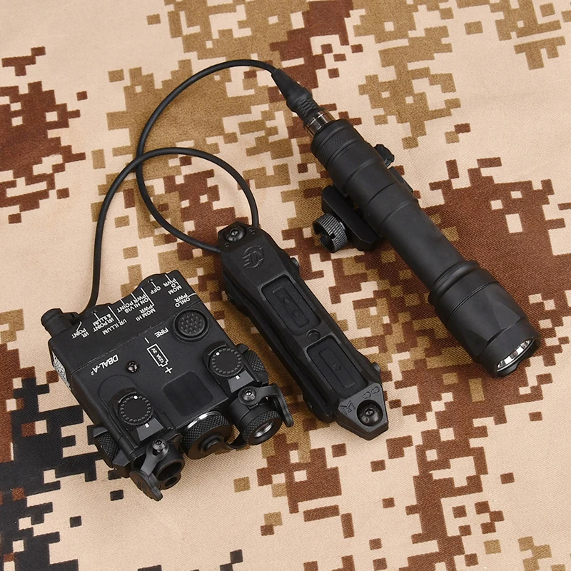 戦術的な強力な懐中電灯,Surefir-M600,m600c,m600u,m600a,m300a,エアソフト,赤,緑,青のドット,狩猟用レーザー,デュアルコントロール