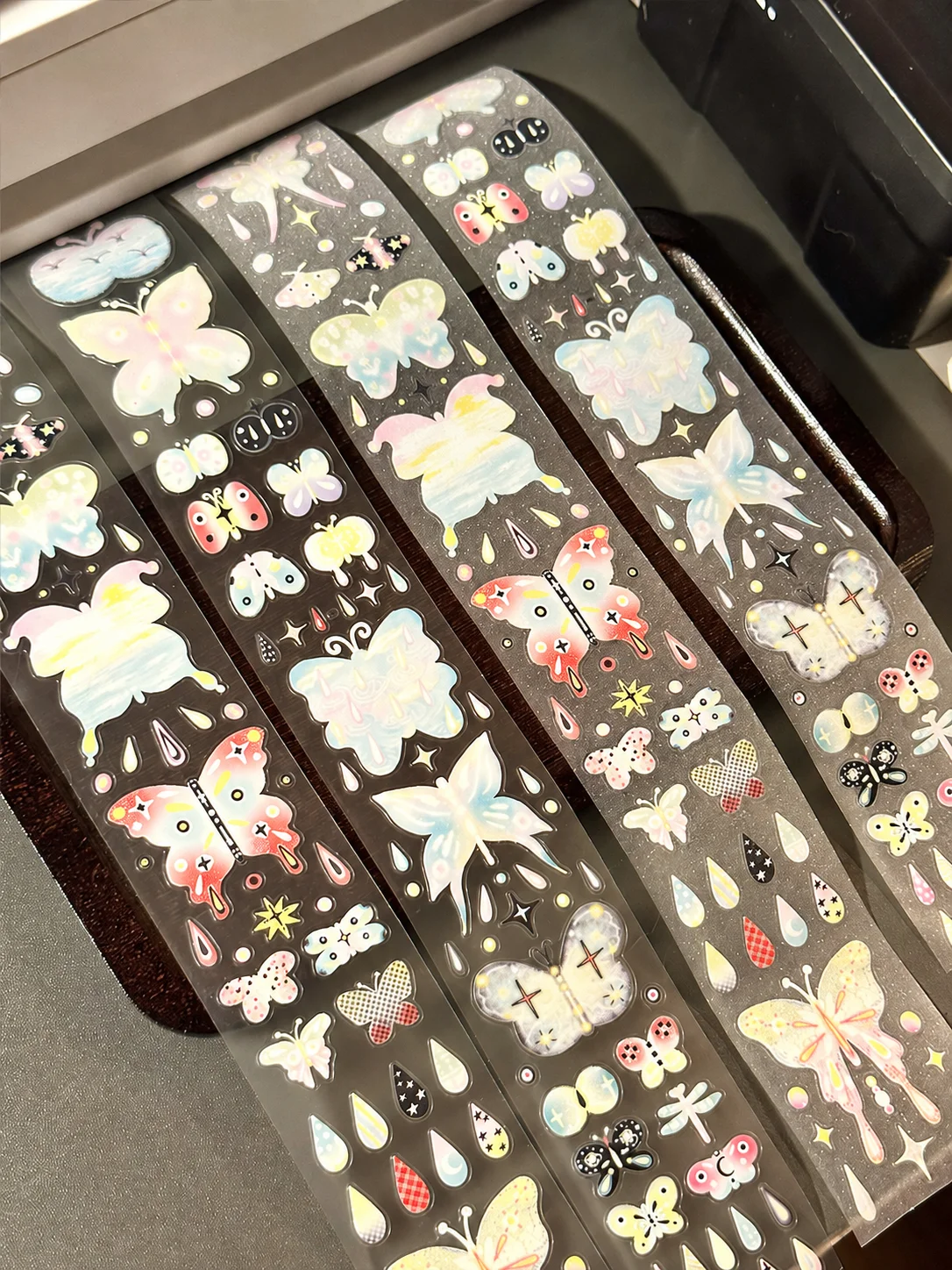 Gradient Butterfly Rain Die cut Dispensing Sticker DIY Deco Card Journal Scrapbooking Photo Card Phone Case Collage Supply