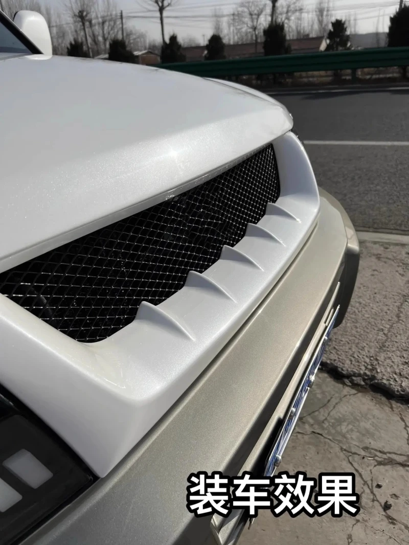 

Matte Black Front Grille White Radiator Grill for Mitsubishi Pajero V73 V75 V77 V78 Modified EV Bumper Net Car Accessories
