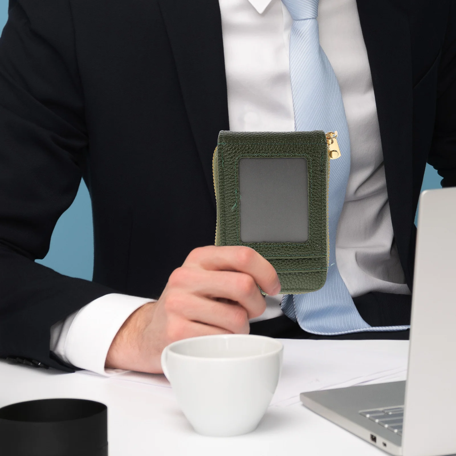 Portable Anti-Magnetic Card Holder Aluminum Alloy PU Compact Design Business Travel Credit Card Storage Wallet Lightweight