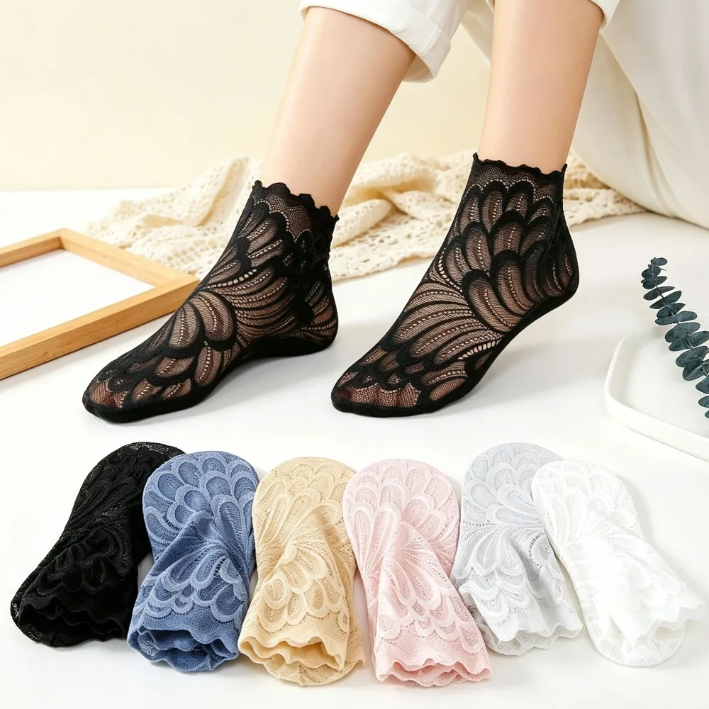 Women No Show Socks, Solid Color Lace Trim, Breathable Mesh Non-slip Feather Short Socks
