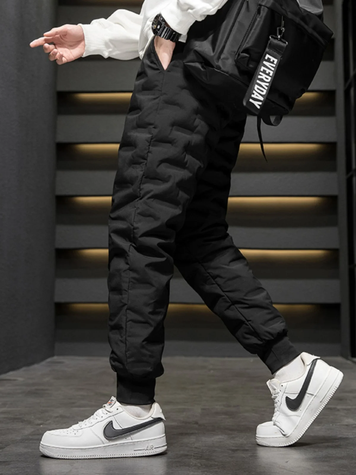 

Thiened Lamb Velvet Men's Winter Outdoor Wear Windproof Coldproof Fce Lined Trousers Large Size Warm Waterproof down Cot...