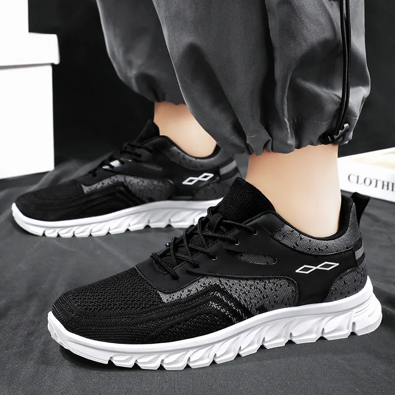 New Sports Walking Shoes Running Shoes Summer Lightweight Breathable Men's Sneakers Comfortable Outdoor Vulcanized Shoes For Men