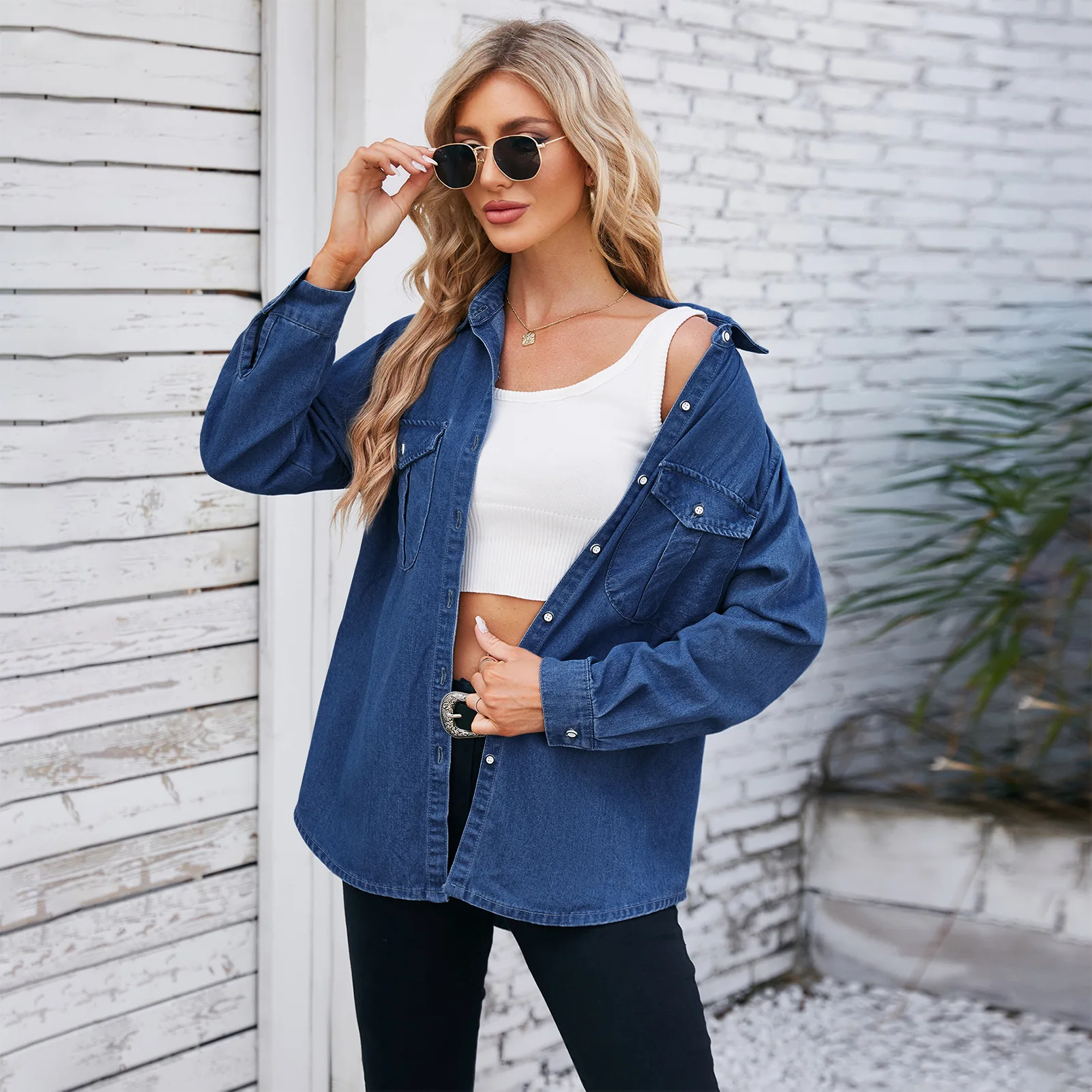 Women Shirts Long Sleeve Turn Down Collar Denim Blouses Single Breasted Loose Washing Button Pockets Casual Slight Strech