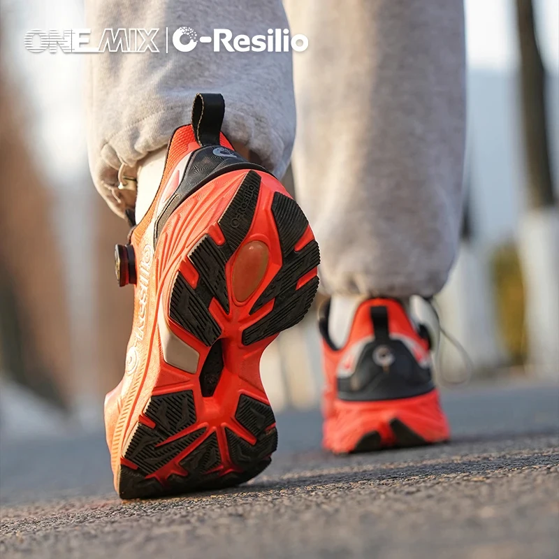 ONEMIX Outdoor Running Sneakers Men Elastic Trail Shoes Lightweight Breathable Women Sneakers Couple Casual waterproff Shoes