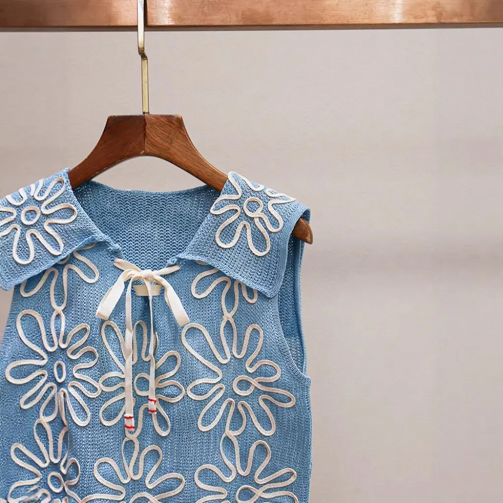 

Classy Women's Summer Knitwear Navy Collar Embroidered Bow Casual Style Versatile French Design Shenzhen Nanyou New Arrivals