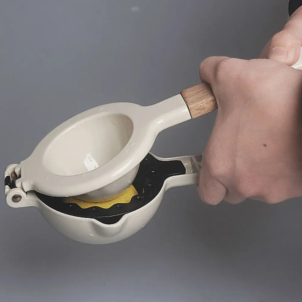 Zinc Ally Wood Handle Citrus Juicer White Ergonomic Design Lemon Squeezer Portable Size Easy Clean Manual Juicer Home Kitchen