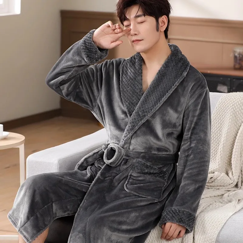 

Men's bathrobes, coral fleece pajamas, fleece thickened bathrobes, flannel loose home clothes, extended warm morning gowns