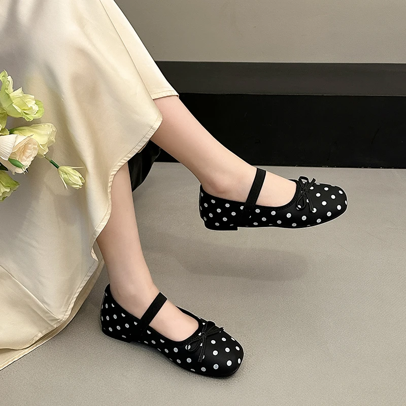 2026Spring New Comfortable Soft-Soled Flat Shoes Retro Round Toe Slip-on Women Shoes Fashion Polka Dot Low Mouth Mary Jane Shoes - view 6