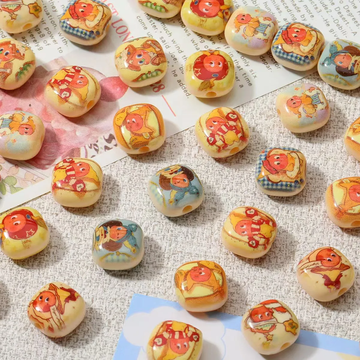 50Pcs/Lot Cartoon Anime Printed Acrylic Beads with Holes DIY Jewelry Making for Bracelet Keychain Necklace Accessories