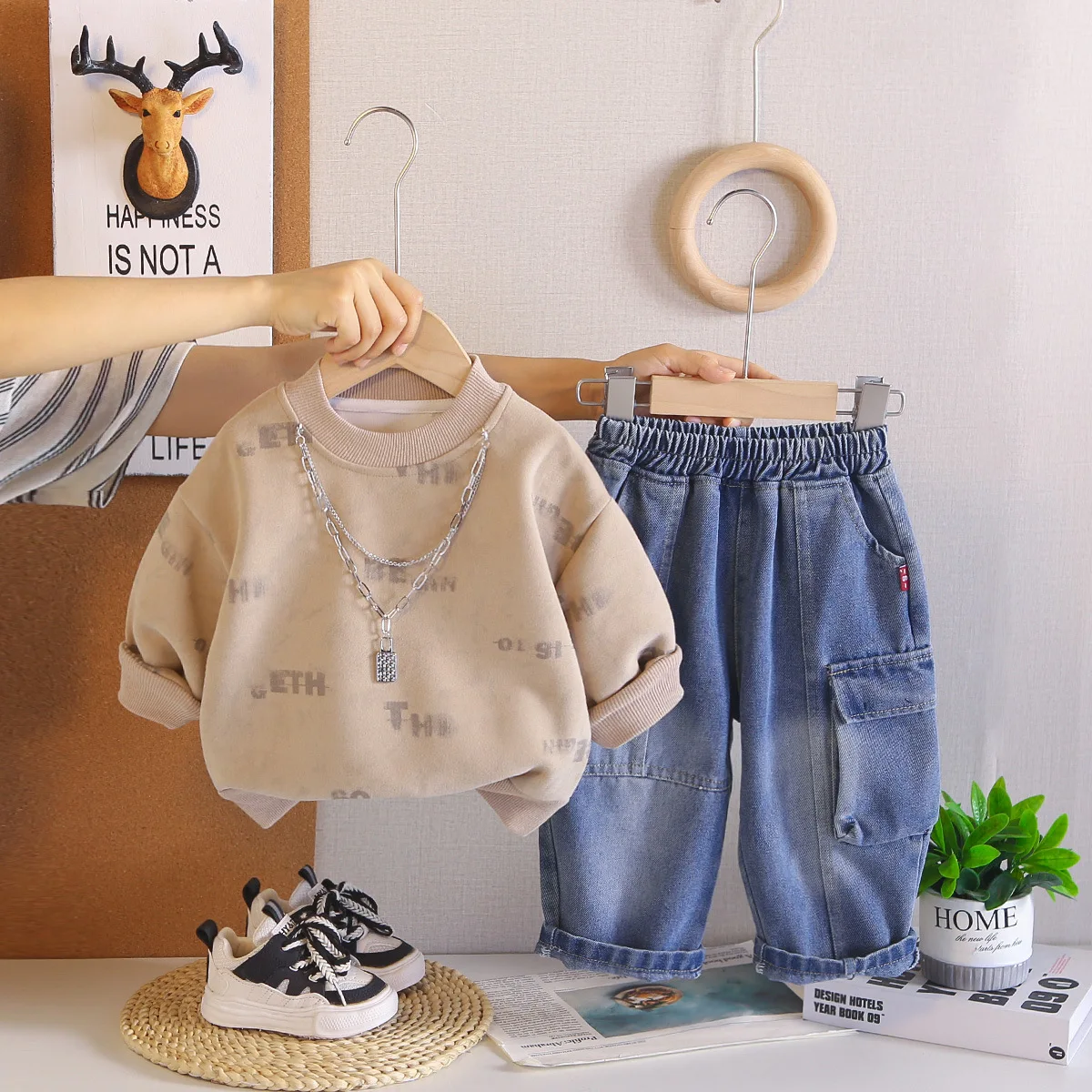 Boys Fall Outfits Kids Clothes 2026 Korean Fashion Letter Printed Long Sleeve Sweatshirt and Pants Two Piece Set Children's Suit
