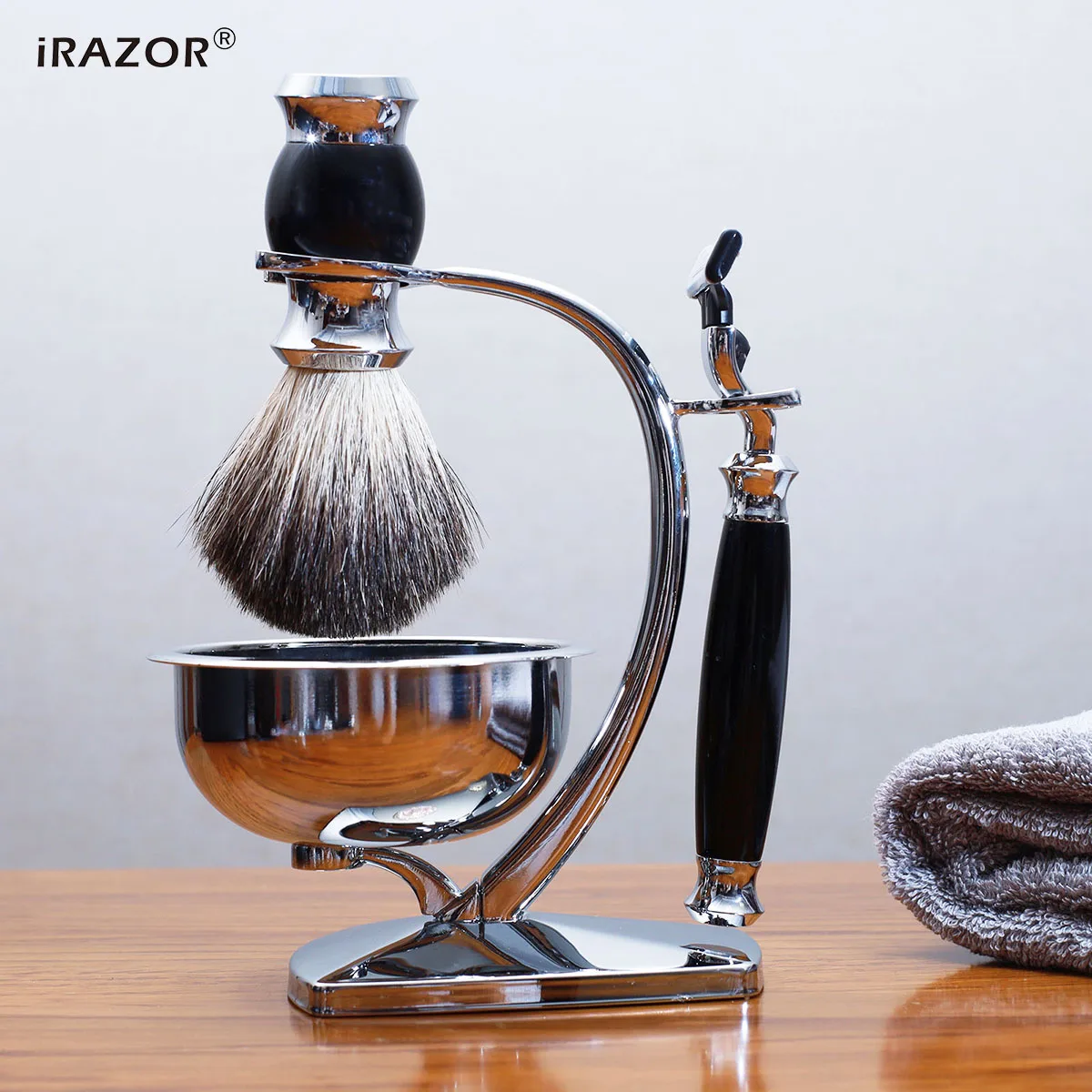 iRAZOR Luxury Classic 4 in 1 Men Shaving Kit Gift Set with Face Cleaning Badger Hair Brush and Mach 3 Barber Beard Safety Razor