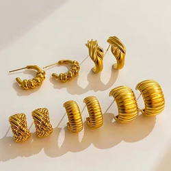Stainless Steel Striped C Shape Huggie Hoop Earrings Women Sleek Metal Gold Color Twist Hoops Statement Ear Buckle Retro Jewelry