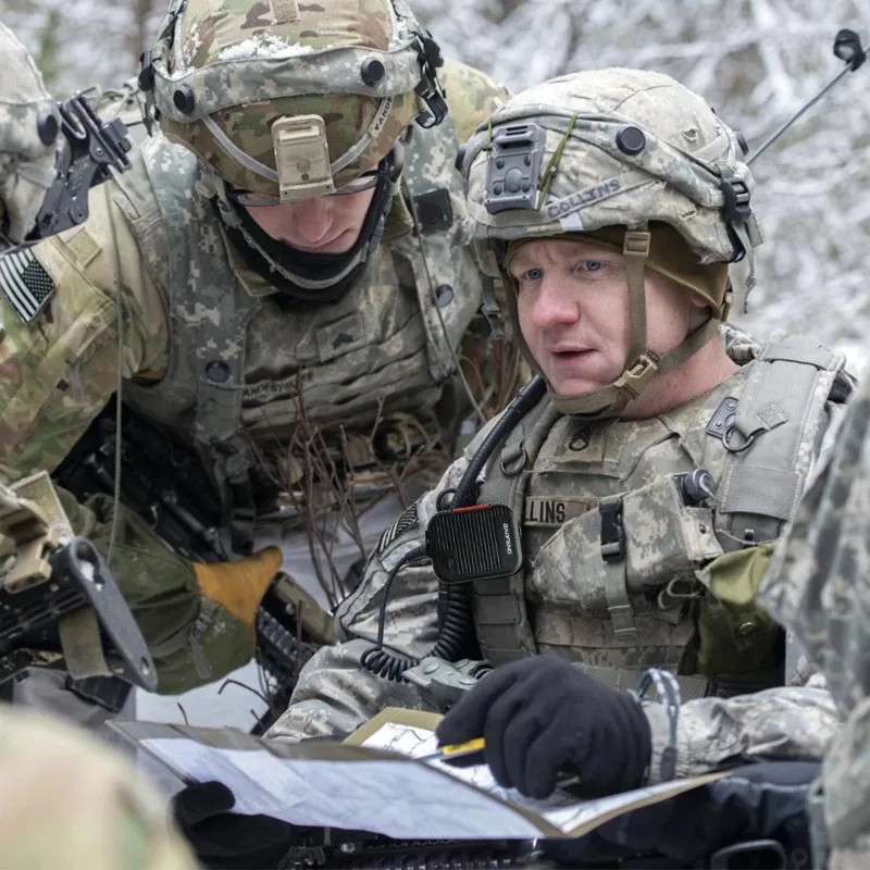 Microfone de alto-falante remoto tático, volume ajustável para Baofeng AR-152, UV-5R, UV-S9 PLUS, Walkie Talkie, rádio bidirecional