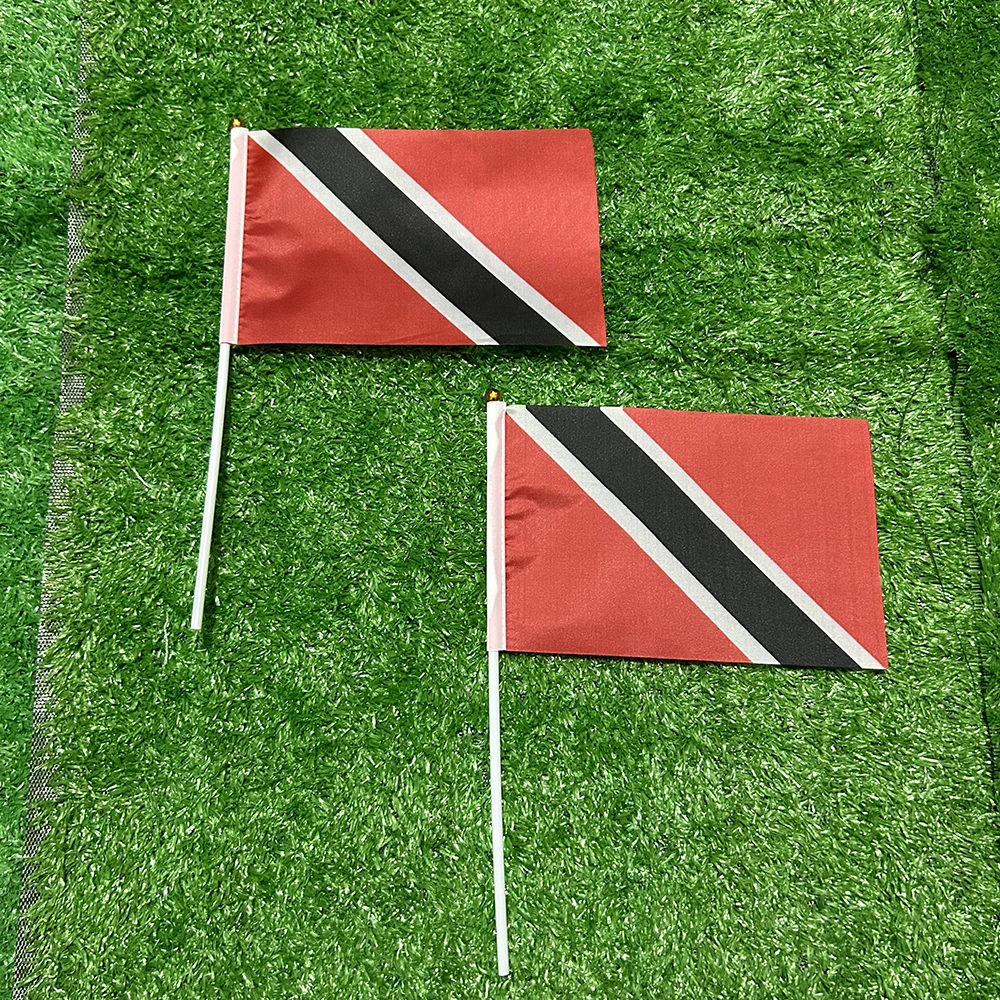 SKY FLAG Trinidad and Tobago hand flag 10/20/50/100pcs 21*14cm Trinidad and Tobago Hand Waving Flags With plastic pole