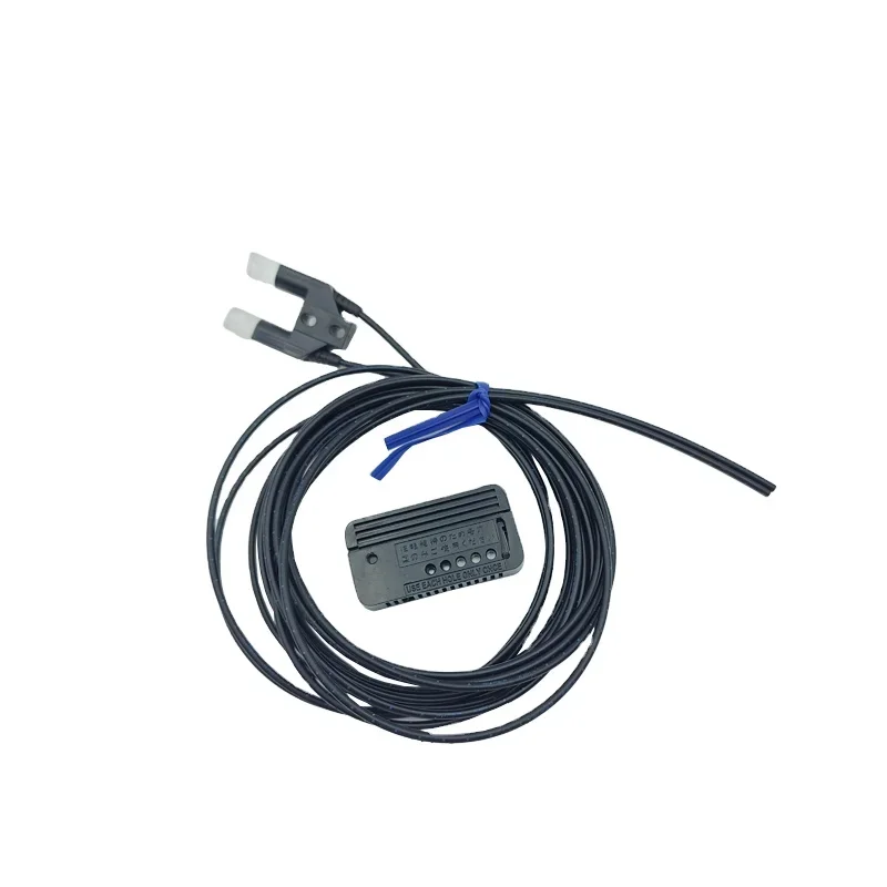 Omrons Slot Type Optical Fiber Sensor E32-G14