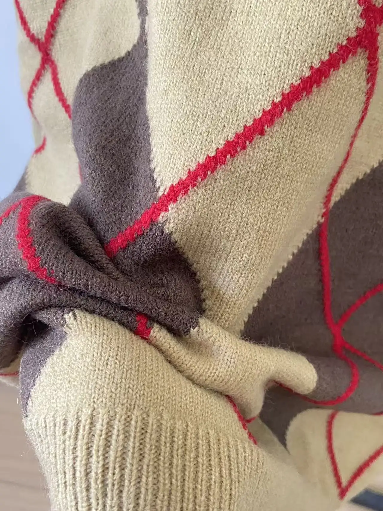 Ethereal MD 2025 massidutti winter new style of Women's casual Retro diamond-patterned round-neck long-sleeved knitted sweater