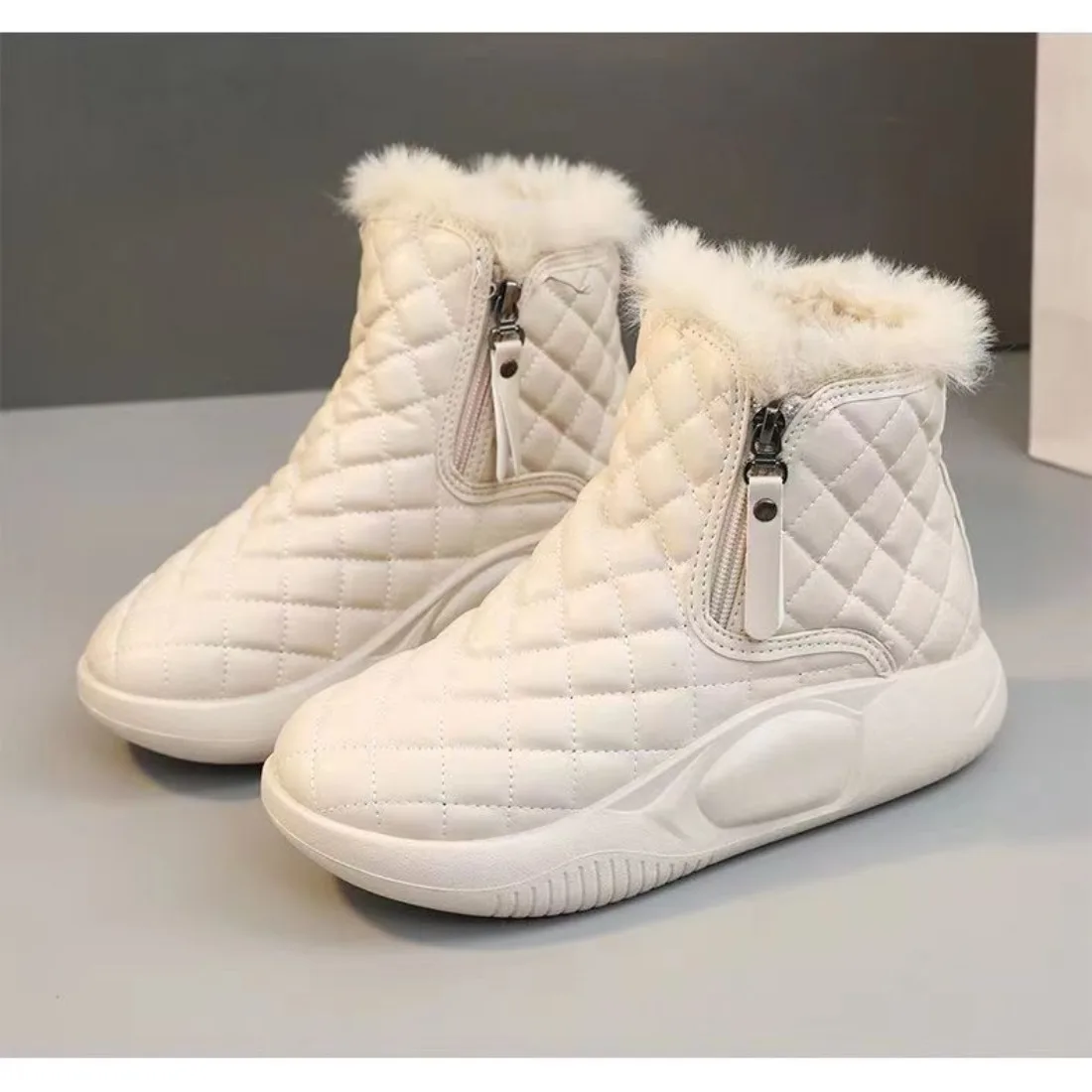 

Зимние стеганые ботинки с боковой молнией, женские короткие зимние ботинки с меховой подкладкой, водонепроницаемая нескользящая подошва, повседневные ботинки ChunkyTread