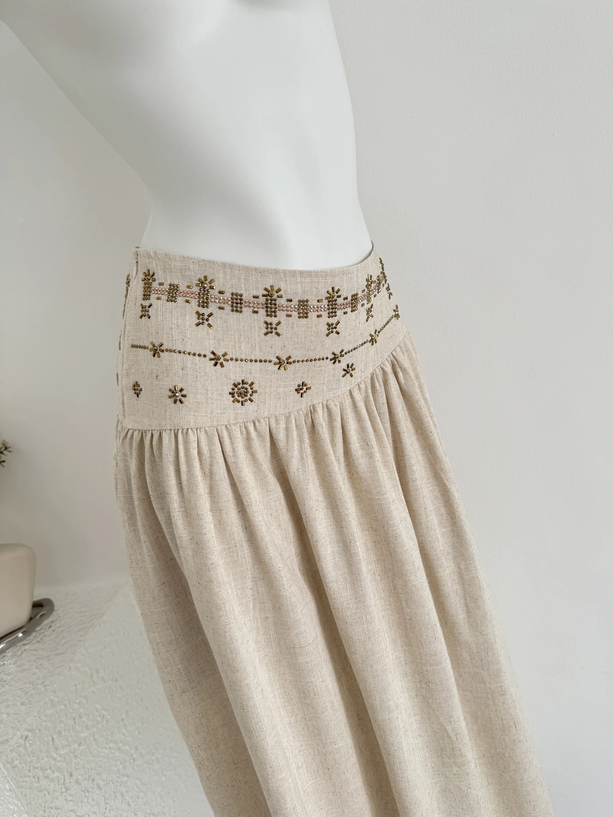 موجة عطلة الكاكي ألف خط تنورة صغيرة المرأة الصيف فستان رقيق منخفضة الخصر تنورة طويلة عطلة ريترو ستايل الرقص اللاتينية جودة عالية