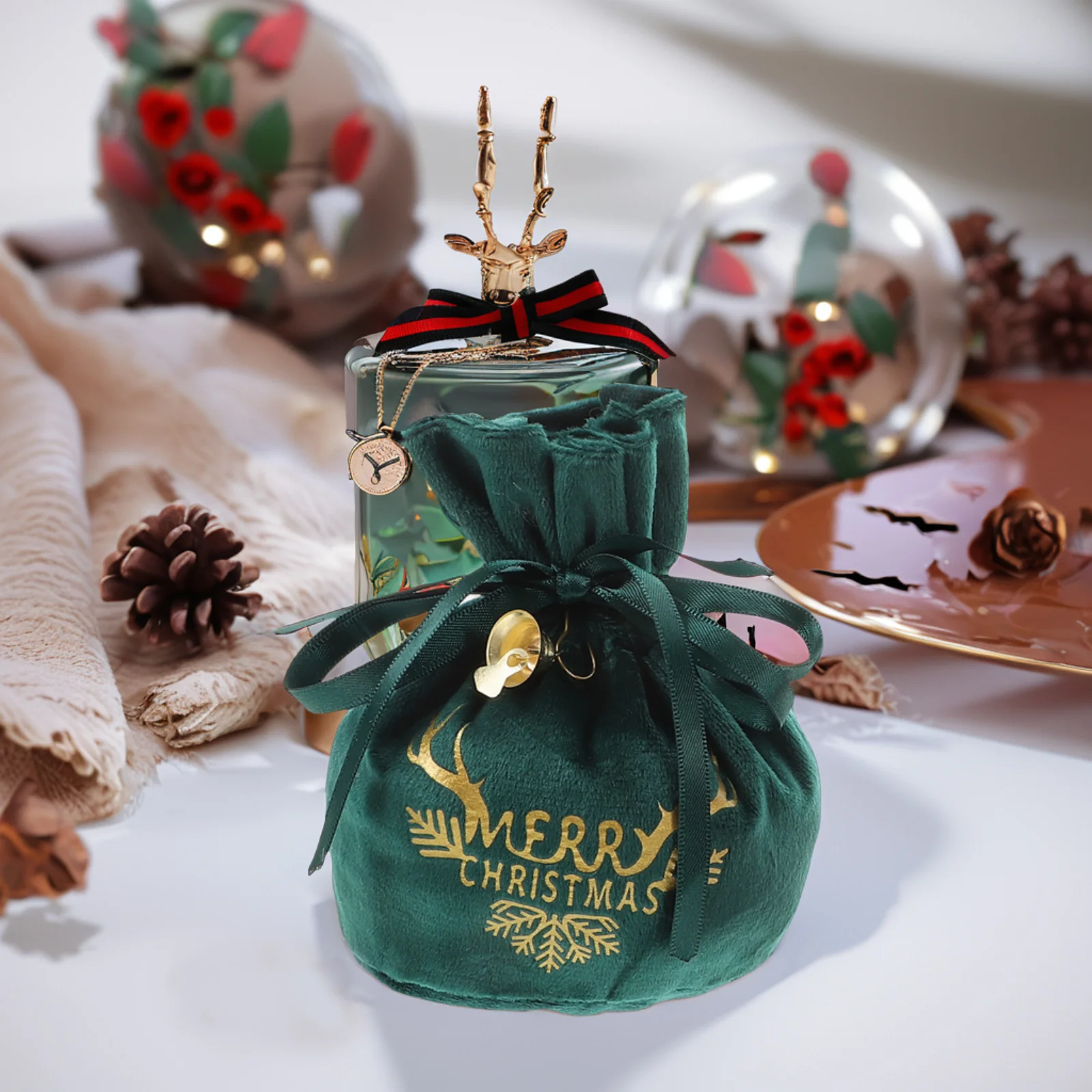 

4pcs Christmas Drawstring Bags Small Merry Xmas Treat Pouches For Candy Jewelry Gifts Holiday Party Favor Bag Wedding Birthday