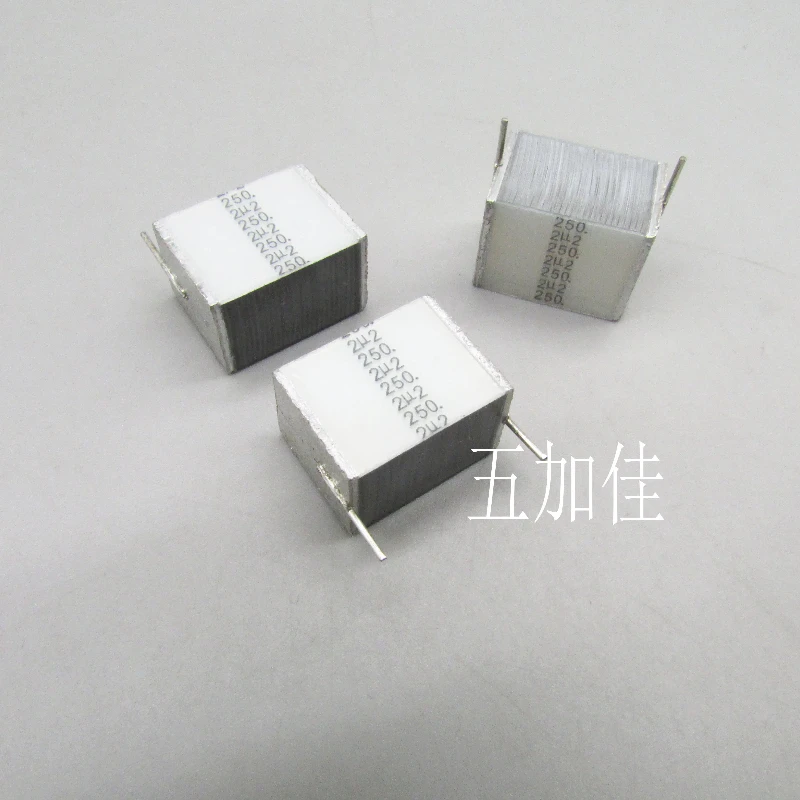 

10PCS/Germany 250 V2U 2 250 V2.2UF 225J250 Laminated Non-sensitive Lasagna Cake Film Capacitor