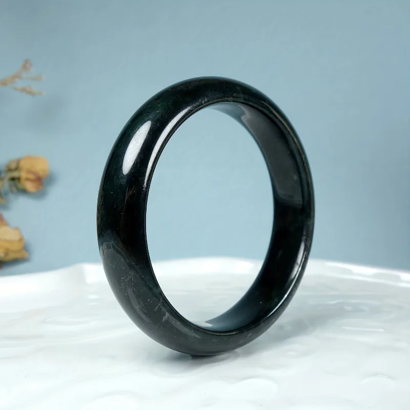 

Classic Fashion Temperament Bracelet, Suitable for Daily Wear Jewelry