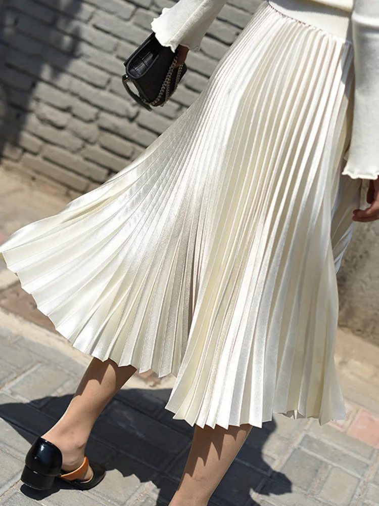 LANMREM Korean Satin Pleated A-line Skirt High Waist Medium Length Elegant Skirts 2024 New Autumn Fashion Clothing 2Q1378