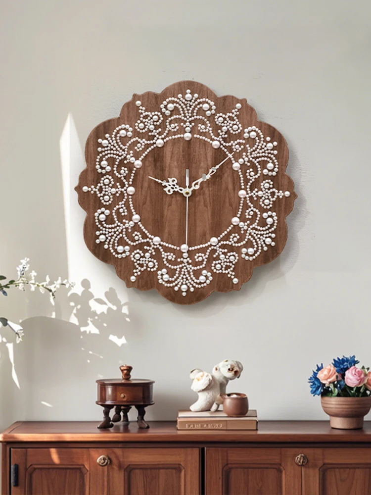 ساعات غرفة المعيشة لوحات معلقة العتيقة من الدرجة العالية 2025 جديد مطعم ساعة حائط اللؤلؤ سطح المكتب البندول ساعة كتم الصوت #3
