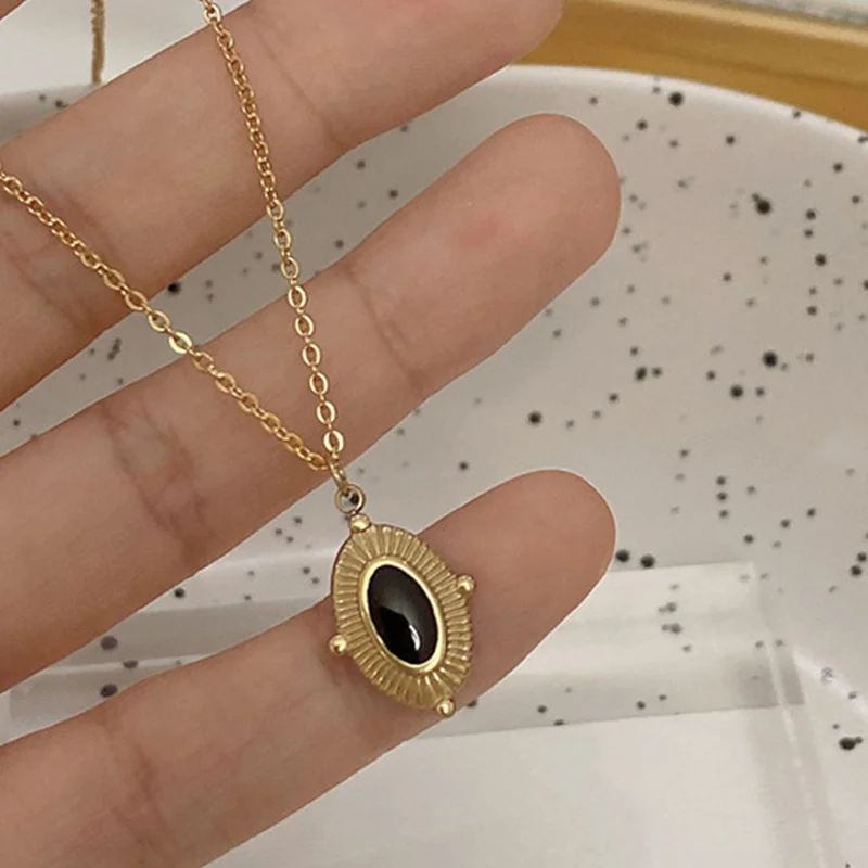 Bohemia Vintage Oval Pendant Necklace Geometric Gold Color Titanium Steel Natural Stone Necklace Jewelry Accessories Gifts