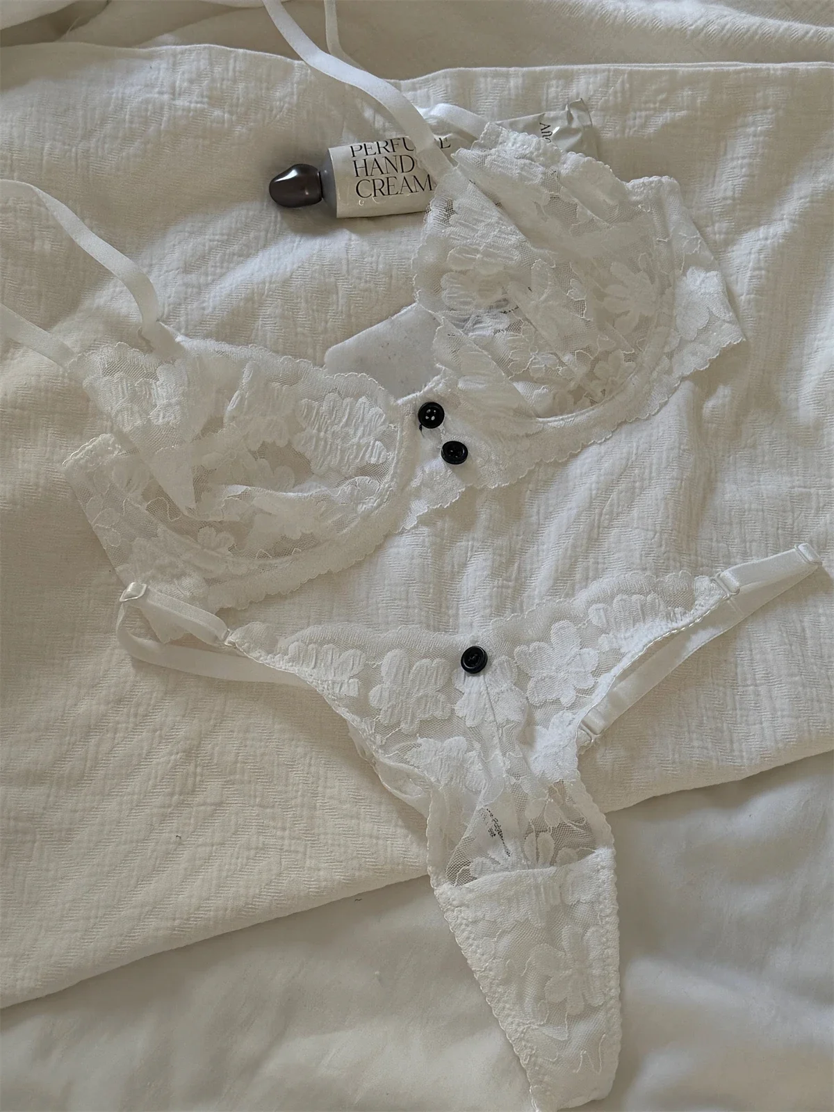 

Embroidered Floral Women's Bra - Push Up Large Size Bra Sexy Lingerie Ultra-Thin Ladies Underwear Sets