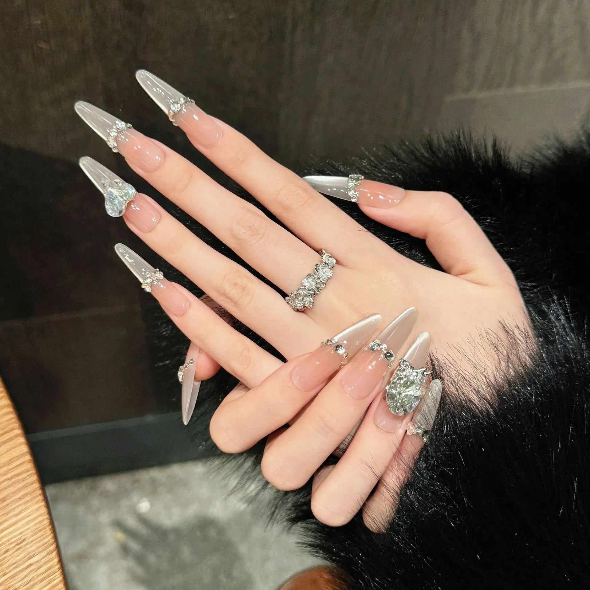 Handmade Press on Nails with Large Crystal Design Long Oval False Nails Glitter Champagne Gold French Cat Eye Fake Nail Patches