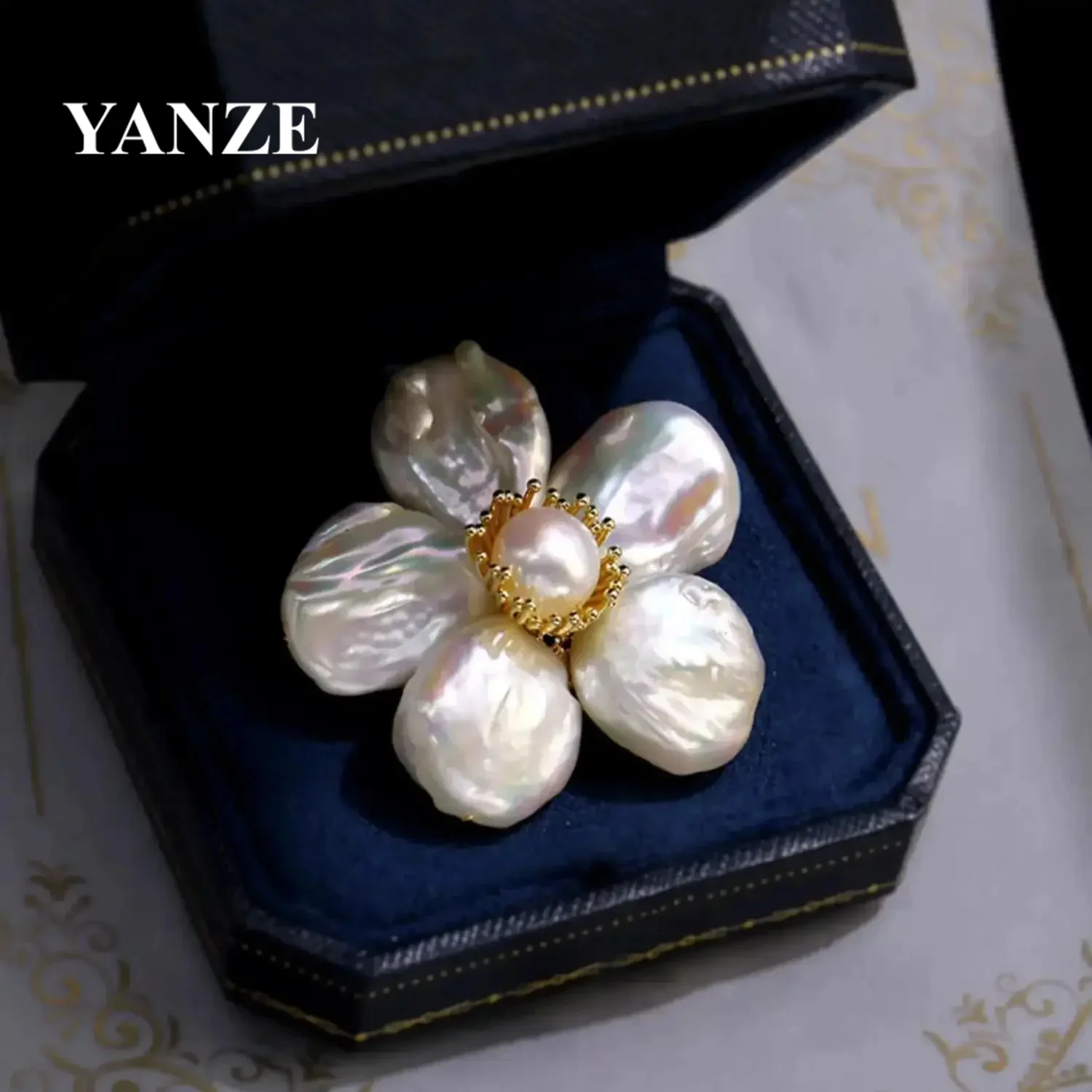 Vintage 100%Natural Baroque Pearl Brooches For Women Luxury Big Flower Brooch Jewelry Gifts