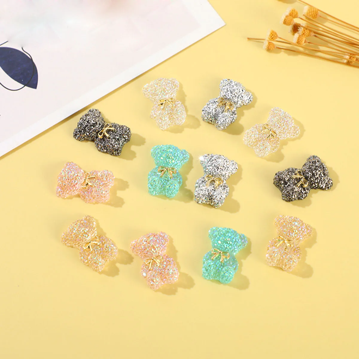 Free Shipping 100pcs/lot Resin Cabochon Flatback Cartoon Flatback Resin DIY Wedding Hairpin Embellishments Accessories LSR377