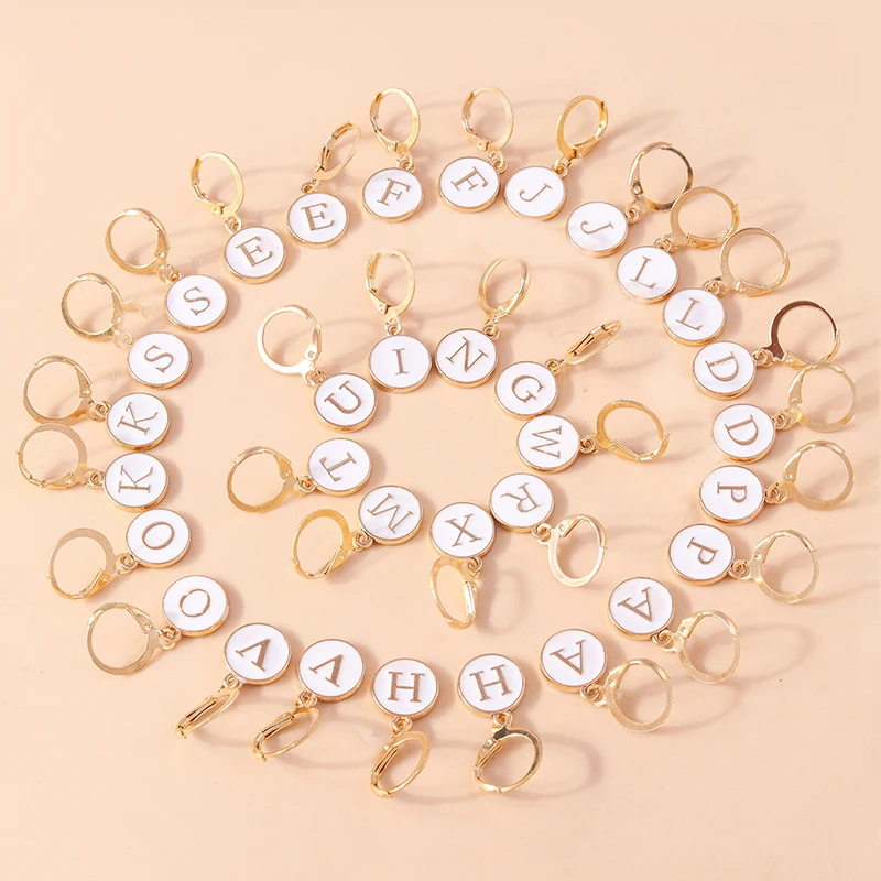 Aihua Minimalistische Initiale Emaille Weiß Schwarz A-Z Buchstaben Halskette für Frauen Alphabet Anhänger Schmuck Geburtstag Geschenke Großhandel – Detail 2