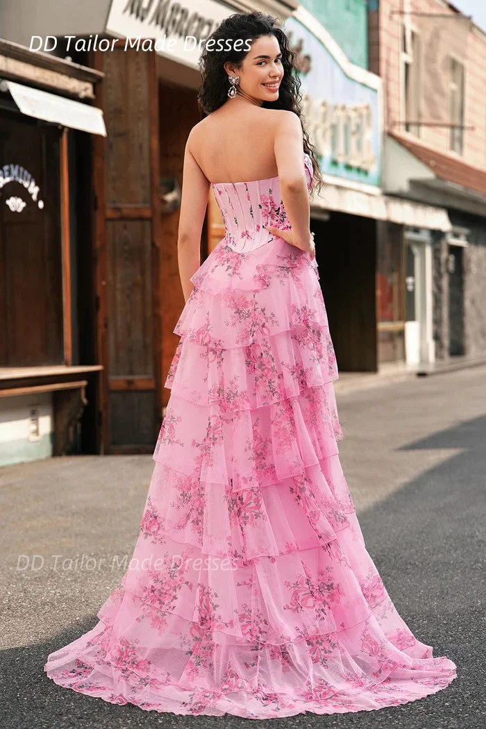 فستان حفلة موسيقية من الشيفون بطبعة زهور مع فتحة جانبية بدون حمالات مشد متدرج وردي طويل ثوب مسائي مخصص لملابس أعياد الميلاد