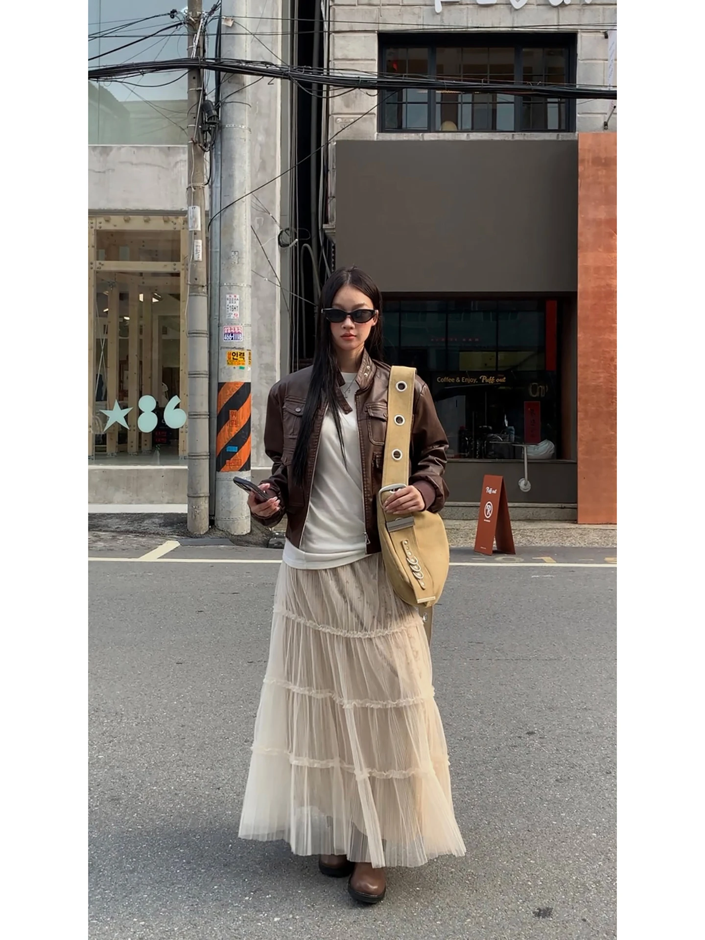 กระโปรงทรงเอไลน์สีแดงสำหรับผู้หญิง รุ่นใหม่ปี 2025 กระโปรงทรงเค้กยาวทรงเข้ารูปเอวต่ำ ผลิตจากเส้นใยโพลีเอสเตอร์ สไตล์ลำลอง