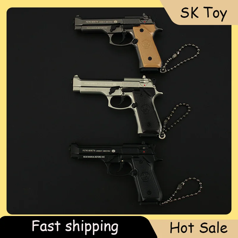 

7.5cm Gun Keychains 1:3 Mini Beretta M92A1 Is Removable Pendant Fashionable Men's Accessorie Military Collection Durable Keyring