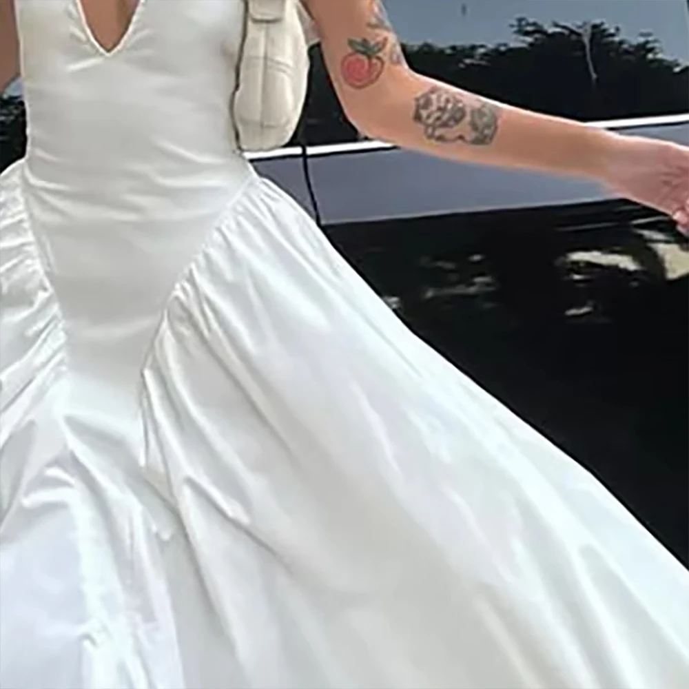 

Sexy Satin Halter Neck Dress For Women Fashion Deep V-Neck Solid Slim Fit Dress High Waist Flared A-Line Wedding Guest Vestidos