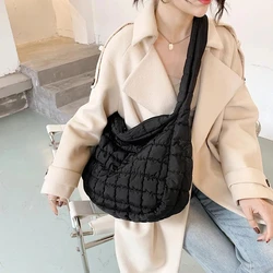 2022 Lattice Pattern Shoulder Bag Space Cotton Handbag Women Large Capacity Tote Bags Feather Padded Ladies Quilted Shopper Bag