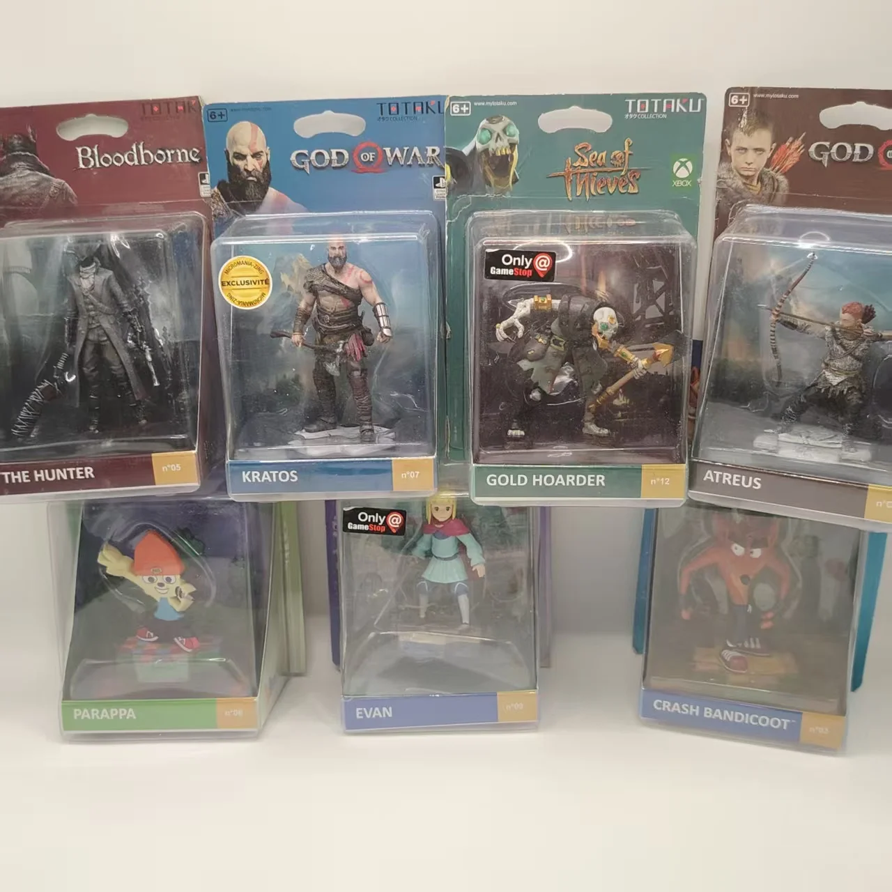 Figuras de Juego Auténticas Nuevas, Cazador de Tesoros Dorado, Atreus, Kratos, El Cazador, Palappa, EVAN, Crash Bandicoot, Juguetes de Colección Limitada, Regalo