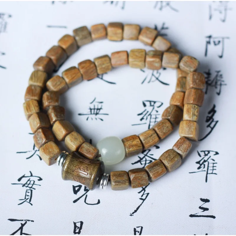 

UMQ Natural Green Sandalwood Cube Sugar Square DIY Jade S. Lee Accessories Men And Women Bracelet Holding Buddha Beads