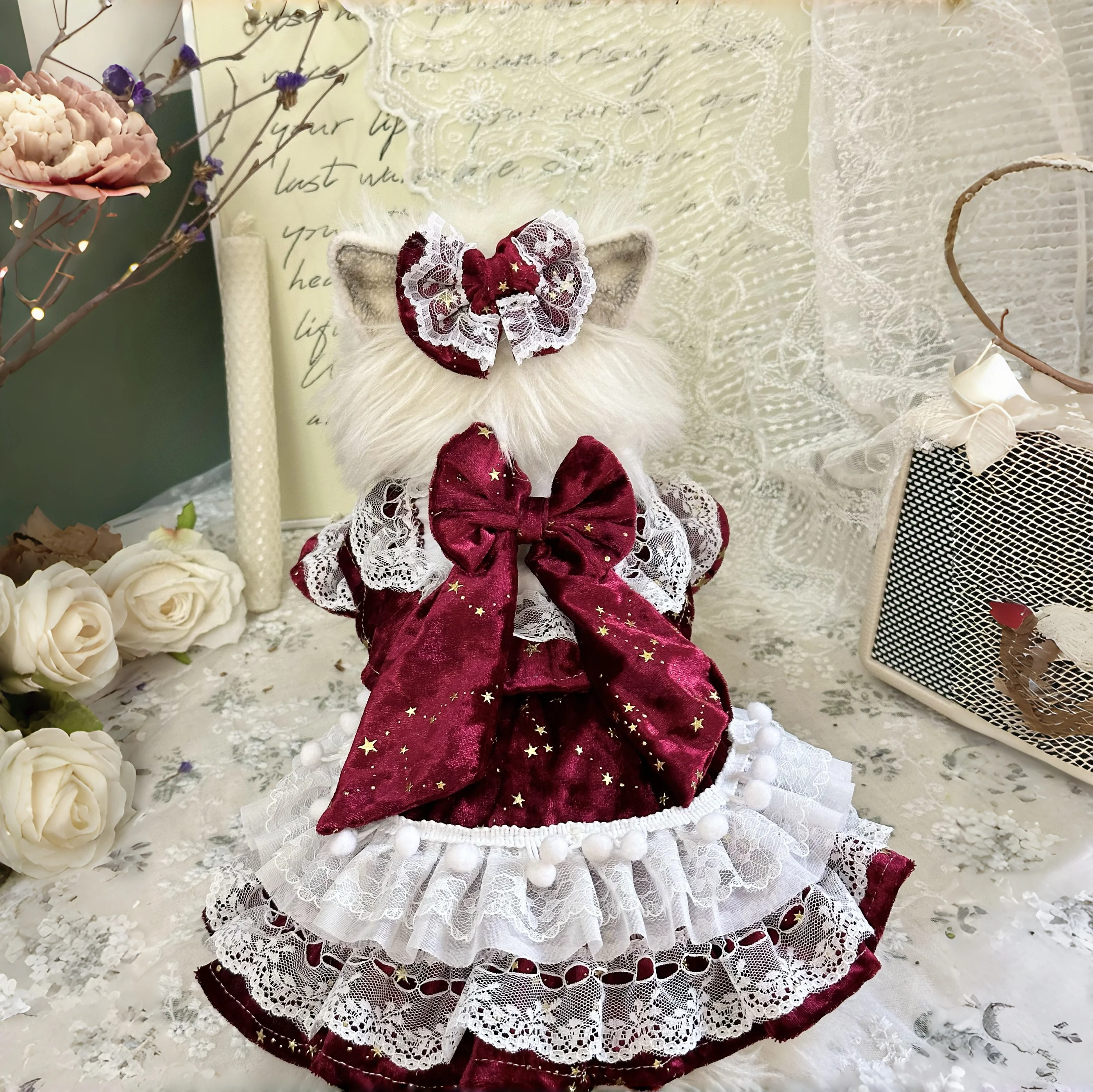 

Pet dog clothes Pet Dog Cat Skirt Autumn Winter Birthday Party Festival Velvet Lace Dress Costume for dog Elegant Dog Gown