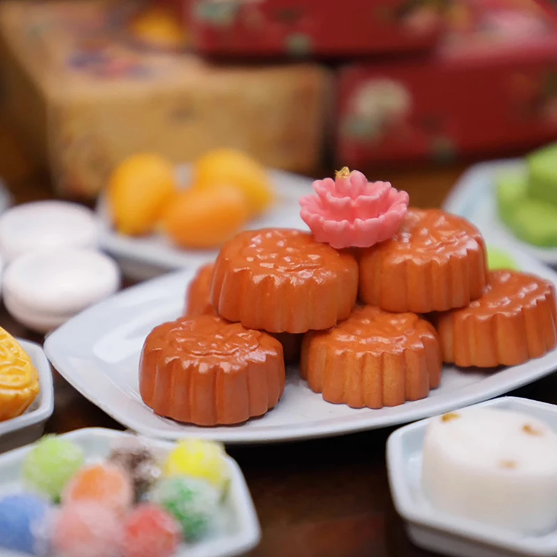 DollHouse Food Play Mini Moon Cake with Boxes Mid-Autumn Mooncake Food Dessert Model for Kitchen Restaurant Furniture Decoration