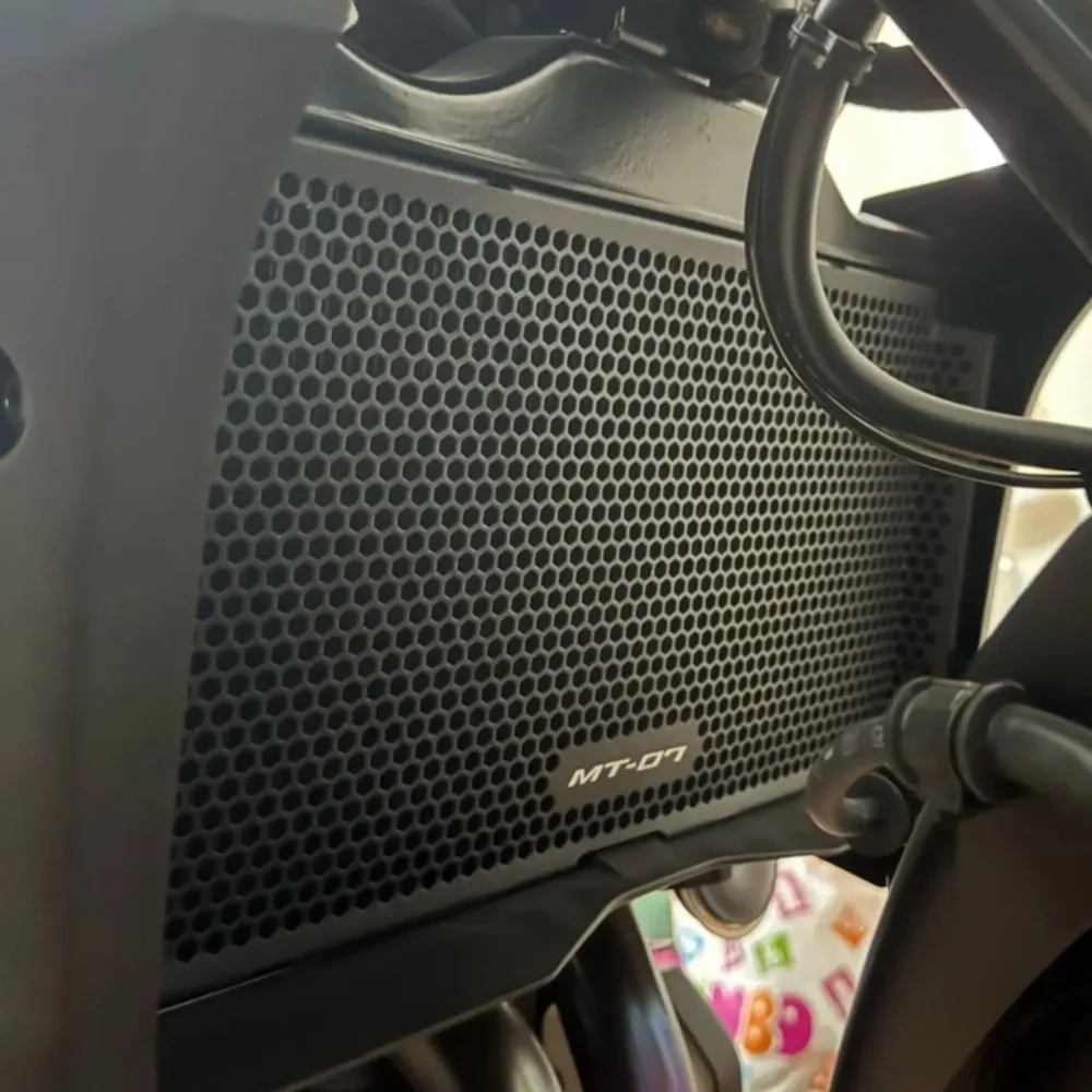 

MT 07 Motorcycle Accessories Radiator Guard For Yamaha MT-07 MT07 Y-AMT 2025 2026 2027 CNC Radiator Grille Guard Protector Cover